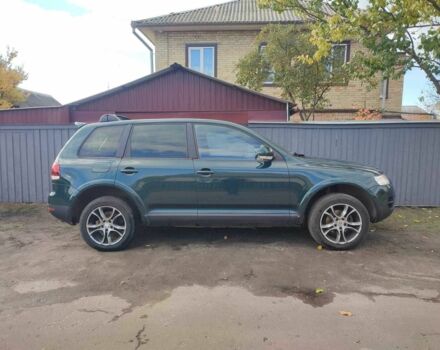 Зеленый Фольксваген Туарег, объемом двигателя 2.5 л и пробегом 322 тыс. км за 7200 $, фото 18 на Automoto.ua