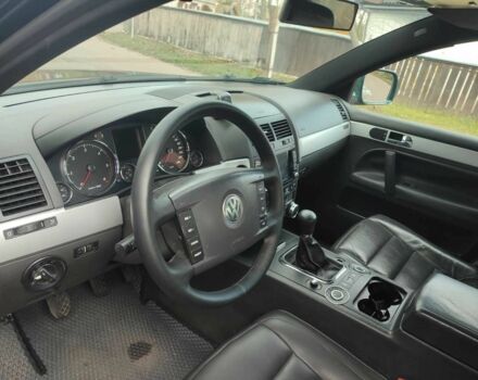 Зеленый Фольксваген Туарег, объемом двигателя 2.5 л и пробегом 322 тыс. км за 7200 $, фото 8 на Automoto.ua