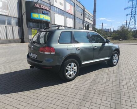 Зеленый Фольксваген Туарег, объемом двигателя 3.2 л и пробегом 282 тыс. км за 7800 $, фото 2 на Automoto.ua