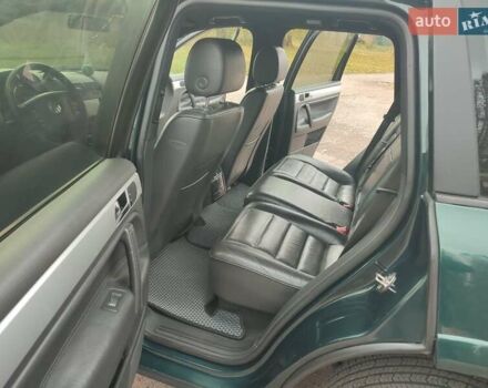 Зелений Фольксваген Туарег, об'ємом двигуна 2.46 л та пробігом 322 тис. км за 7200 $, фото 5 на Automoto.ua