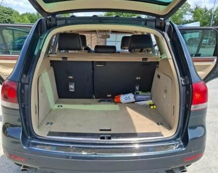 Зеленый Фольксваген Туарег, объемом двигателя 2.5 л и пробегом 353 тыс. км за 7500 $, фото 15 на Automoto.ua