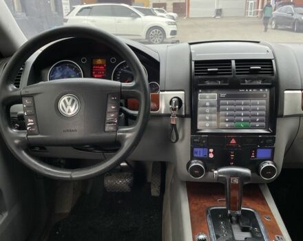 Зеленый Фольксваген Туарег, объемом двигателя 3.2 л и пробегом 111 тыс. км за 5000 $, фото 7 на Automoto.ua