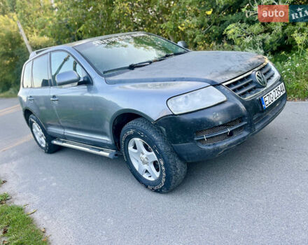 Зеленый Фольксваген Туарег, объемом двигателя 2.5 л и пробегом 303 тыс. км за 2999 $, фото 4 на Automoto.ua