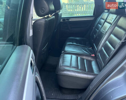 Зеленый Фольксваген Туарег, объемом двигателя 2.5 л и пробегом 303 тыс. км за 2999 $, фото 25 на Automoto.ua