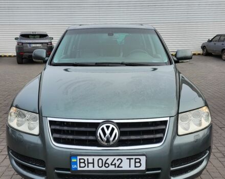 Зеленый Фольксваген Туарег, объемом двигателя 2.5 л и пробегом 350 тыс. км за 8600 $, фото 13 на Automoto.ua