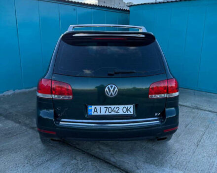 Зеленый Фольксваген Туарег, объемом двигателя 4.92 л и пробегом 201 тыс. км за 6800 $, фото 3 на Automoto.ua