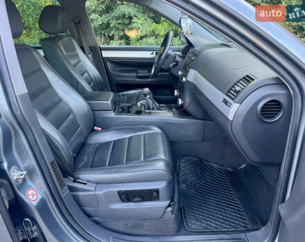 Зеленый Фольксваген Туарег, объемом двигателя 2.5 л и пробегом 303 тыс. км за 2999 $, фото 35 на Automoto.ua