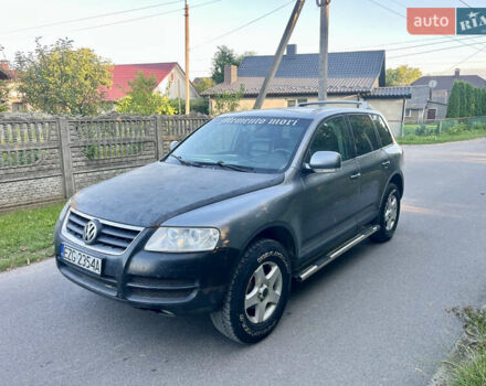 Зеленый Фольксваген Туарег, объемом двигателя 2.5 л и пробегом 303 тыс. км за 2999 $, фото 3 на Automoto.ua