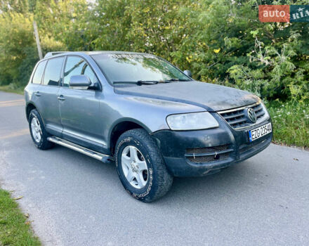 Зеленый Фольксваген Туарег, объемом двигателя 2.5 л и пробегом 303 тыс. км за 2999 $, фото 1 на Automoto.ua