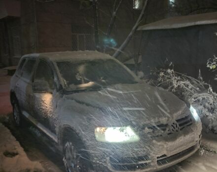 Зеленый Фольксваген Туарег, объемом двигателя 2.5 л и пробегом 350 тыс. км за 8600 $, фото 11 на Automoto.ua