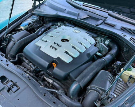 Зеленый Фольксваген Туарег, объемом двигателя 4.92 л и пробегом 201 тыс. км за 6800 $, фото 23 на Automoto.ua