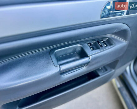 Зеленый Фольксваген Туарег, объемом двигателя 2.5 л и пробегом 303 тыс. км за 2999 $, фото 16 на Automoto.ua