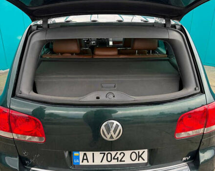 Зеленый Фольксваген Туарег, объемом двигателя 4.92 л и пробегом 201 тыс. км за 6800 $, фото 19 на Automoto.ua