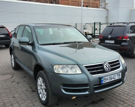 Зеленый Фольксваген Туарег, объемом двигателя 2.5 л и пробегом 350 тыс. км за 8600 $, фото 15 на Automoto.ua