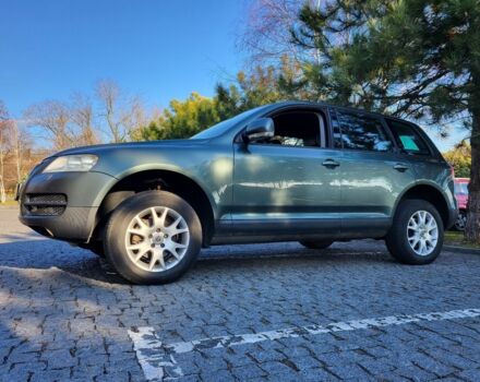 Зеленый Фольксваген Туарег, объемом двигателя 2.5 л и пробегом 350 тыс. км за 8600 $, фото 3 на Automoto.ua