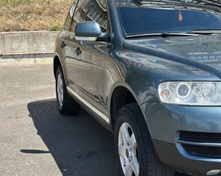 Зеленый Фольксваген Туарег, объемом двигателя 2.5 л и пробегом 281 тыс. км за 5000 $, фото 5 на Automoto.ua