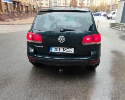 Зеленый Фольксваген Туарег, объемом двигателя 2.5 л и пробегом 452 тыс. км за 4700 $, фото 2 на Automoto.ua