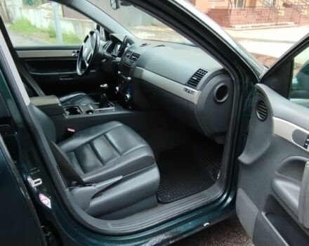 Зеленый Фольксваген Туарег, объемом двигателя 2.5 л и пробегом 452 тыс. км за 4700 $, фото 6 на Automoto.ua