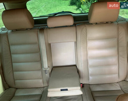 Зелений Фольксваген Туарег, об'ємом двигуна 3 л та пробігом 380 тис. км за 7200 $, фото 25 на Automoto.ua