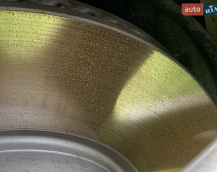 Зелений Фольксваген Туарег, об'ємом двигуна 3 л та пробігом 380 тис. км за 7200 $, фото 27 на Automoto.ua