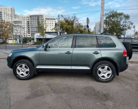 Зеленый Фольксваген Туарег, объемом двигателя 2.5 л и пробегом 316 тыс. км за 10900 $, фото 5 на Automoto.ua
