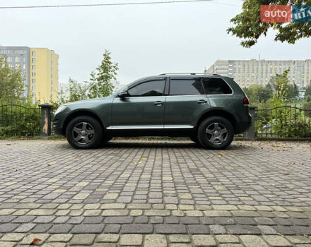 Зеленый Фольксваген Туарег, объемом двигателя 2.97 л и пробегом 350 тыс. км за 13999 $, фото 15 на Automoto.ua