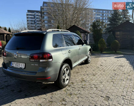 Зеленый Фольксваген Туарег, объемом двигателя 2.97 л и пробегом 350 тыс. км за 13999 $, фото 10 на Automoto.ua