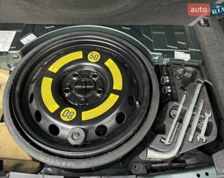 Зеленый Фольксваген Туарег, объемом двигателя 2.97 л и пробегом 350 тыс. км за 13999 $, фото 21 на Automoto.ua