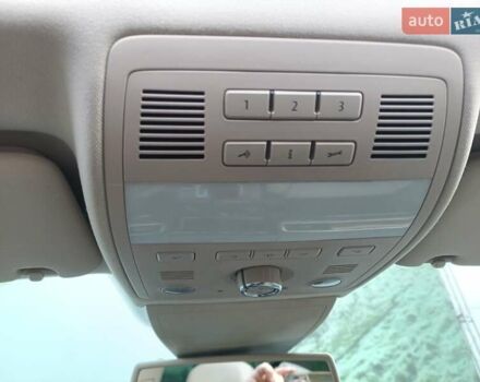 Зелений Фольксваген Туарег, об'ємом двигуна 2.97 л та пробігом 445 тис. км за 16800 $, фото 29 на Automoto.ua