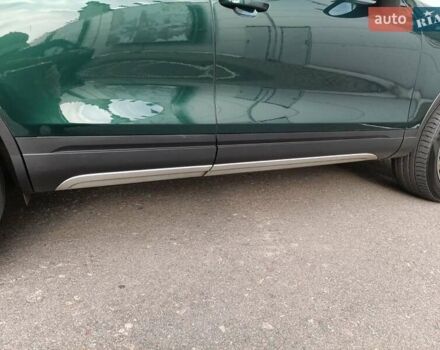 Зелений Фольксваген Туарег, об'ємом двигуна 2.97 л та пробігом 445 тис. км за 16800 $, фото 5 на Automoto.ua