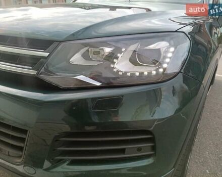 Зелений Фольксваген Туарег, об'ємом двигуна 2.97 л та пробігом 445 тис. км за 16800 $, фото 11 на Automoto.ua