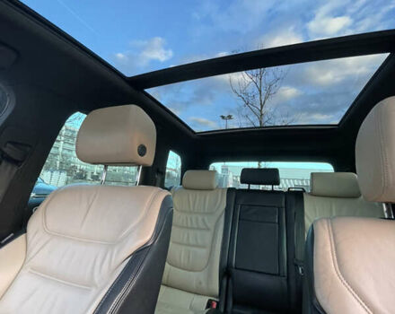 Зеленый Фольксваген Туарег, объемом двигателя 2.97 л и пробегом 279 тыс. км за 22000 $, фото 22 на Automoto.ua