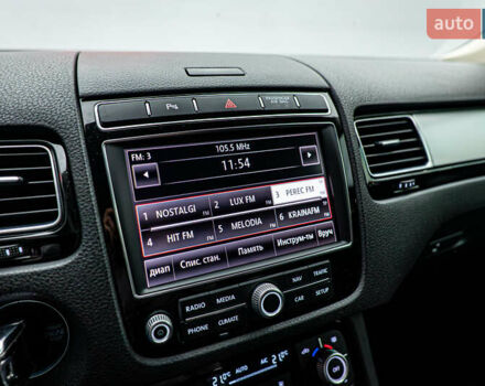 Зеленый Фольксваген Туарег, объемом двигателя 3 л и пробегом 212 тыс. км за 23465 $, фото 16 на Automoto.ua