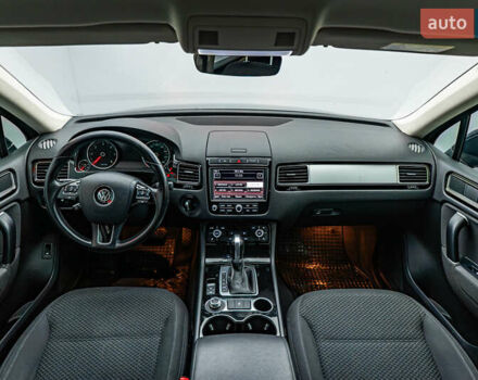 Зеленый Фольксваген Туарег, объемом двигателя 3 л и пробегом 212 тыс. км за 23465 $, фото 9 на Automoto.ua