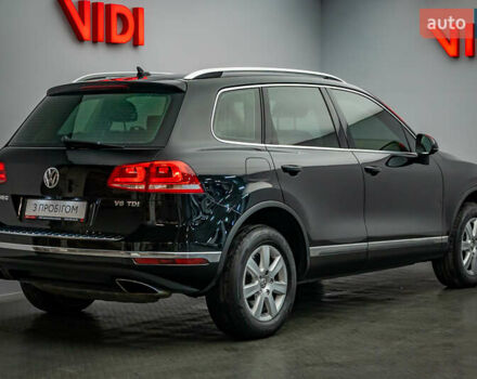 Зеленый Фольксваген Туарег, объемом двигателя 3 л и пробегом 212 тыс. км за 23465 $, фото 3 на Automoto.ua
