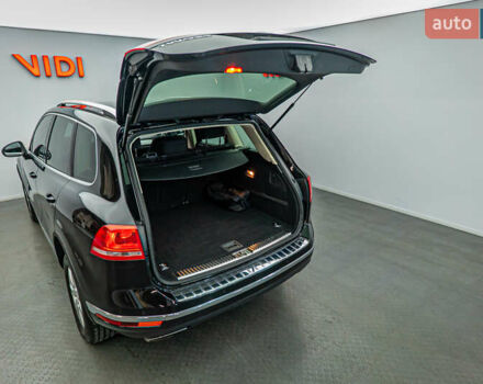 Зеленый Фольксваген Туарег, объемом двигателя 3 л и пробегом 212 тыс. км за 23465 $, фото 6 на Automoto.ua