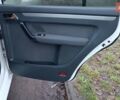 Белый Фольксваген Туран, объемом двигателя 1.9 л и пробегом 376 тыс. км за 4750 $, фото 30 на Automoto.ua