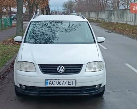 Белый Фольксваген Туран, объемом двигателя 1.9 л и пробегом 376 тыс. км за 4750 $, фото 23 на Automoto.ua