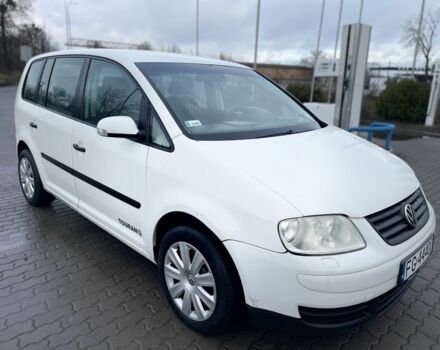 Белый Фольксваген Туран, объемом двигателя 1.9 л и пробегом 500 тыс. км за 2950 $, фото 6 на Automoto.ua