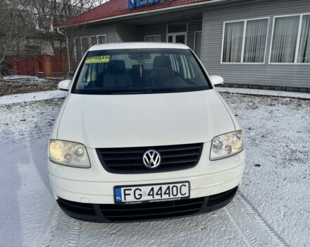 Белый Фольксваген Туран, объемом двигателя 1.9 л и пробегом 500 тыс. км за 2950 $, фото 7 на Automoto.ua