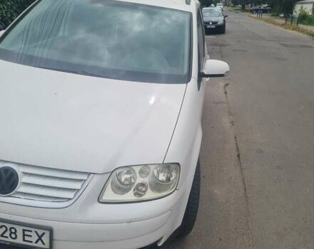 Білий Фольксваген Туран, об'ємом двигуна 1.98 л та пробігом 324 тис. км за 6500 $, фото 4 на Automoto.ua