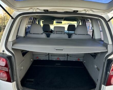 Білий Фольксваген Туран, об'ємом двигуна 1.9 л та пробігом 290 тис. км за 3350 $, фото 8 на Automoto.ua