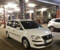 Белый Фольксваген Туран, объемом двигателя 1.98 л и пробегом 175 тыс. км за 6700 $, фото 1 на Automoto.ua