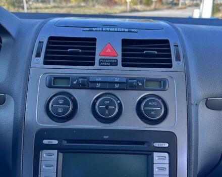 Білий Фольксваген Туран, об'ємом двигуна 1.9 л та пробігом 290 тис. км за 3350 $, фото 10 на Automoto.ua