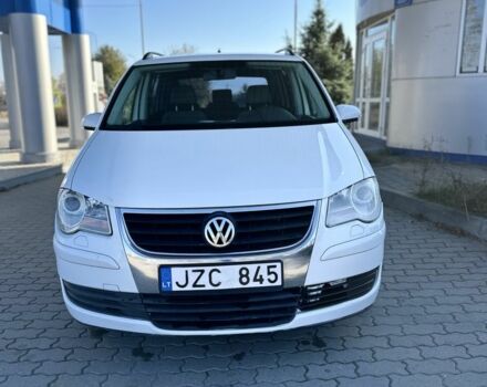 Білий Фольксваген Туран, об'ємом двигуна 1.9 л та пробігом 290 тис. км за 3350 $, фото 2 на Automoto.ua