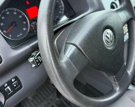 Білий Фольксваген Туран, об'ємом двигуна 1.6 л та пробігом 218 тис. км за 7999 $, фото 2 на Automoto.ua