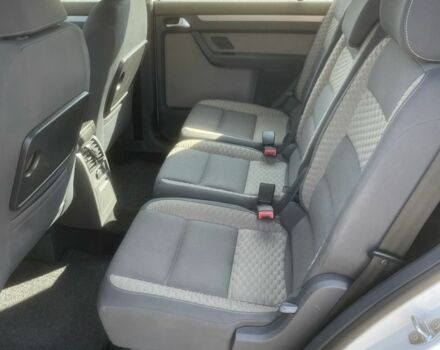 Белый Фольксваген Туран, объемом двигателя 0 л и пробегом 253 тыс. км за 8200 $, фото 7 на Automoto.ua