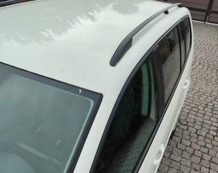 Білий Фольксваген Туран, об'ємом двигуна 2 л та пробігом 99 тис. км за 9800 $, фото 12 на Automoto.ua