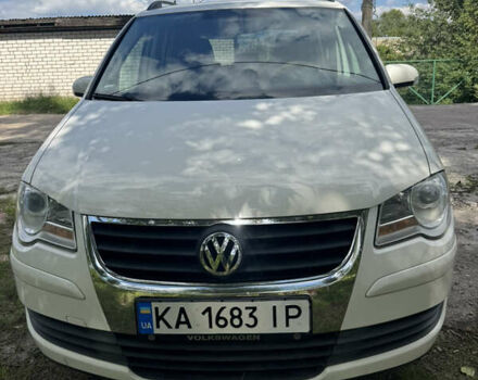 Белый Фольксваген Туран, объемом двигателя 1.4 л и пробегом 246 тыс. км за 6500 $, фото 11 на Automoto.ua