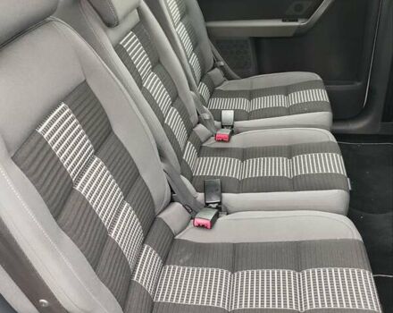 Білий Фольксваген Туран, об'ємом двигуна 2 л та пробігом 99 тис. км за 9800 $, фото 31 на Automoto.ua